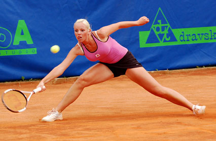 http://www.tenisportal.si/tadeja-majeric-deli-kravate-kot-za-stavo-uspesen-tudi-andraz-bedene Gallery image