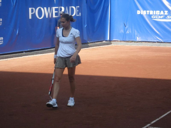 © http://hot-female-tennis-players.blogspot.mx/2009/07/stefanie-voegele-hot-photo-gallery.html Gallery image