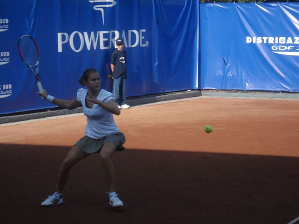 © http://hot-female-tennis-players.blogspot.mx/2009/07/stefanie-voegele-hot-photo-gallery.html Gallery image