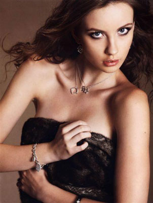 © www.fanpop.com/spots/tomas-berdych/images/25493451/title/tomas-berdych-new-girlfriend-ester-satorova-19-photo Gallery image