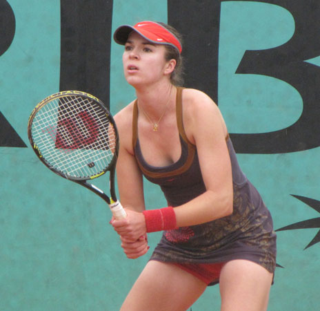 © http://greenobles.com/galina-voskoboeva.html Gallery image