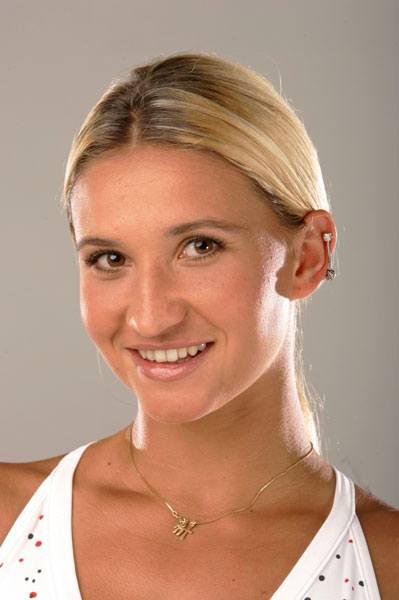 © www.theplace2.ru/archive/tatiana_golovin/img/golovinattitude_usha-1.jpg Gallery image