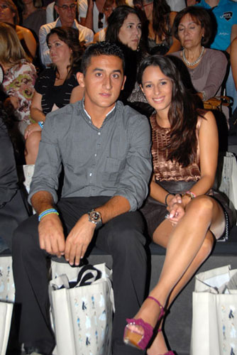© http://4.bp.blogspot.com/-irALPczH1mE/US-T2X1Hg1I/AAAAAAAAN70/2C_ETlnshBE/s1600/Nicolas+Almagro+with+Girlfriend.jpg Gallery image