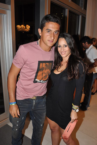 © http://1.bp.blogspot.com/-sjdEei-Zy6o/US-T1T76ozI/AAAAAAAAN7s/ONC9Lmc3qL4/s1600/Nicolas+Almagro+with+Girlfriend-3.jpg Gallery image
