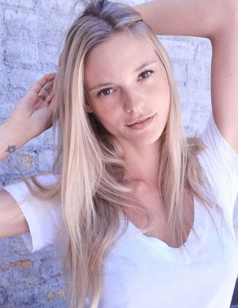 © http://www.forosperu.net/temas/fabiana-semprebom-vol-i-flaquita-angelical-estreno-inefable.766573/  Gallery image