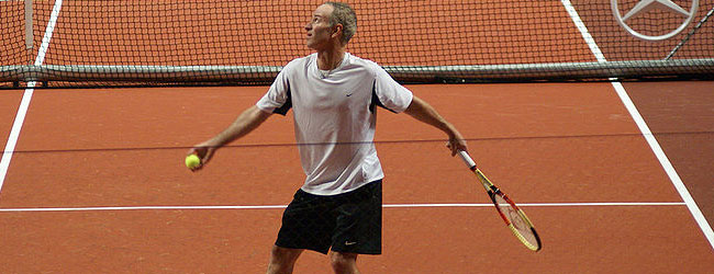 John McEnroe “entierra” a Roger Federer